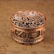 Encens brûleur en alliage bronze forme cylindre .